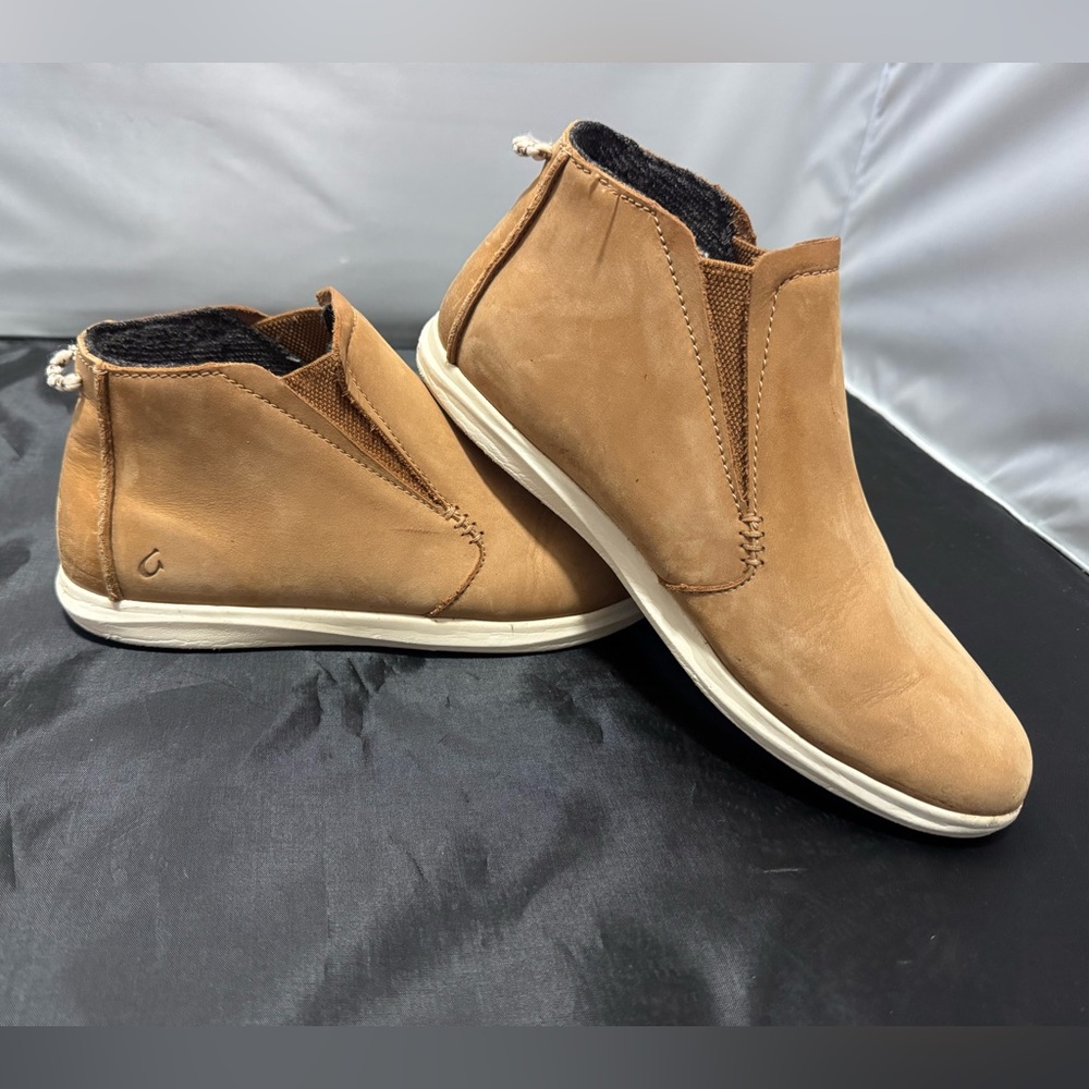 OluKai Hawai'iloa Hope Manu Waterproof Leather Booties Size W 8 Taupe Brown